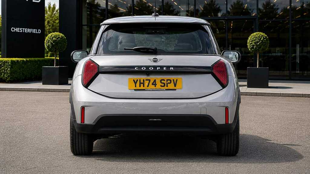 Mini Hatch 1.5 C Classic 2024 YH74SPV Silver #5