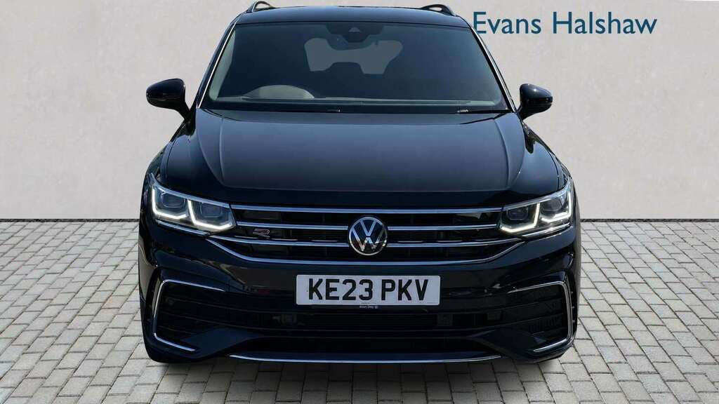 Volkswagen Tiguan 1.5 Tsi 150 R-line Edition Dsg 2023 KE23PKV Black #3