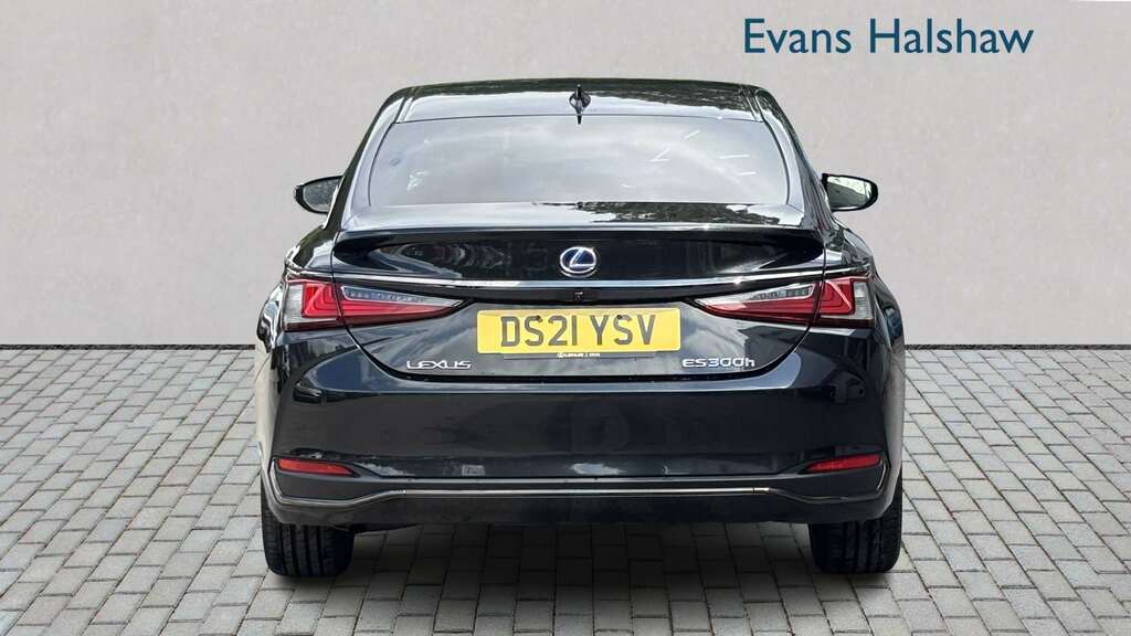 Lexus ES 300H 2.5 F-sport Cvt Techsafety Pack 2021 Black #3