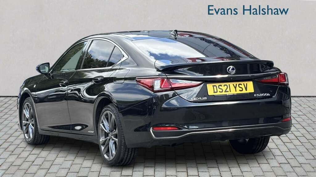 Lexus ES 300H 2.5 F-sport Cvt Techsafety Pack 2021 Black