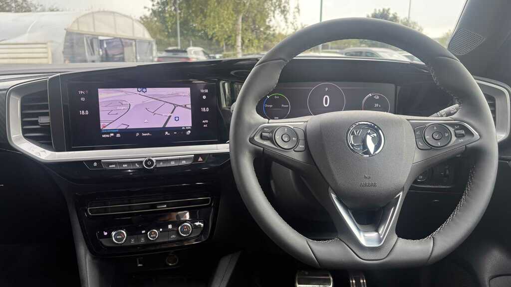 Vauxhall Mokka-e 100Kw Ultimate 50Kwh 2023 SA23HWH Green #4