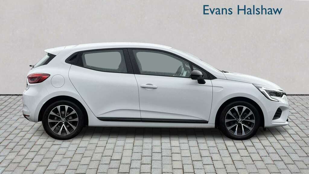 Renault Clio 1.6 E-tech Full Hybrid 145 Evolution 2023 BG23VRF White #3
