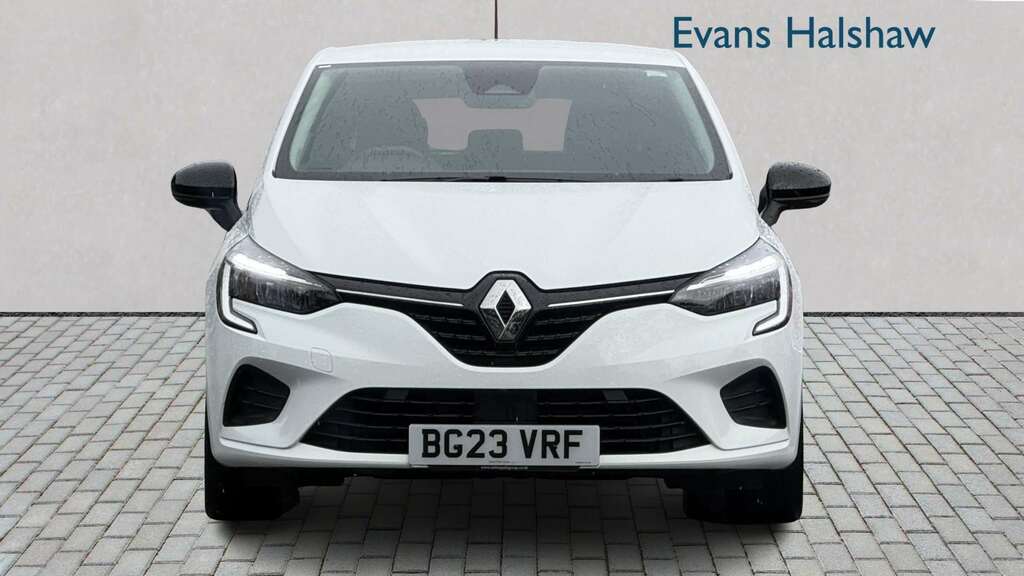 Renault Clio 1.6 E-tech Full Hybrid 145 Evolution 2023 BG23VRF White #4
