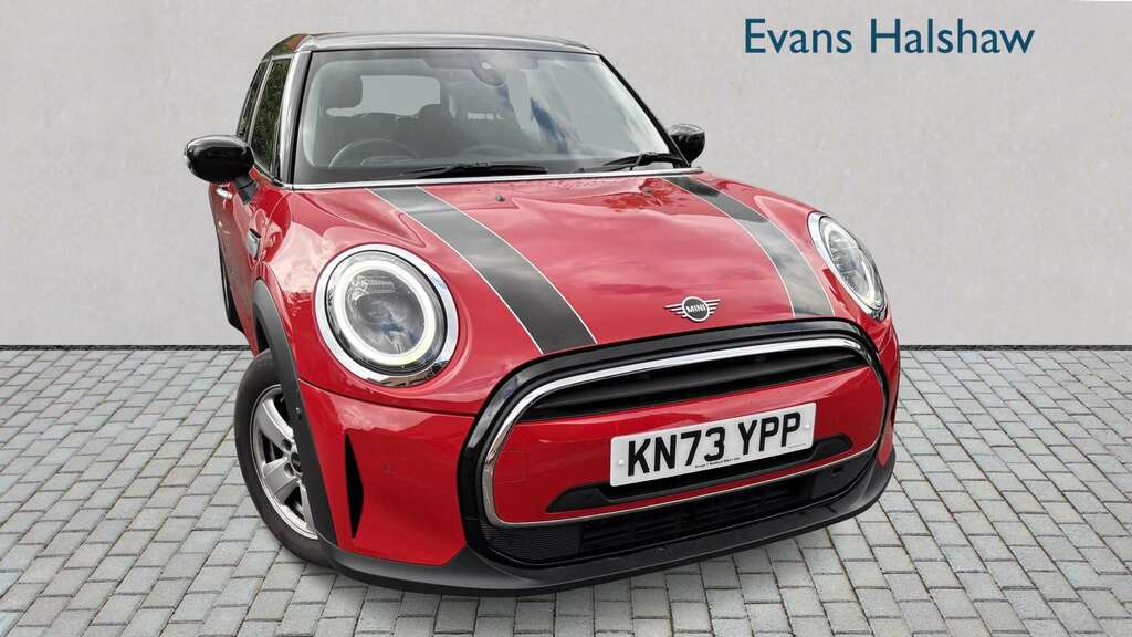 Mini Hatch 1.5 C Classic Level 2 2023 KN73YPP Red