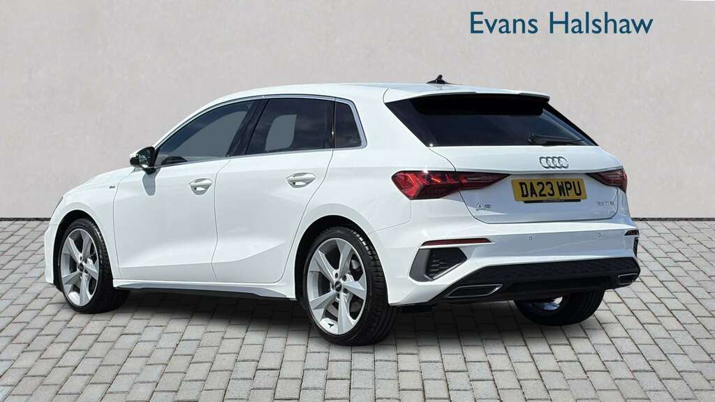 Audi A3 35 Tfsi S Line S Tronic 2023 DA23WPU White #2