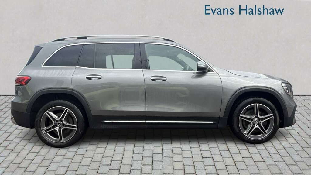Mercedes-Benz GLB Class Glb 200 Amg Line 7G-tronic Black #2