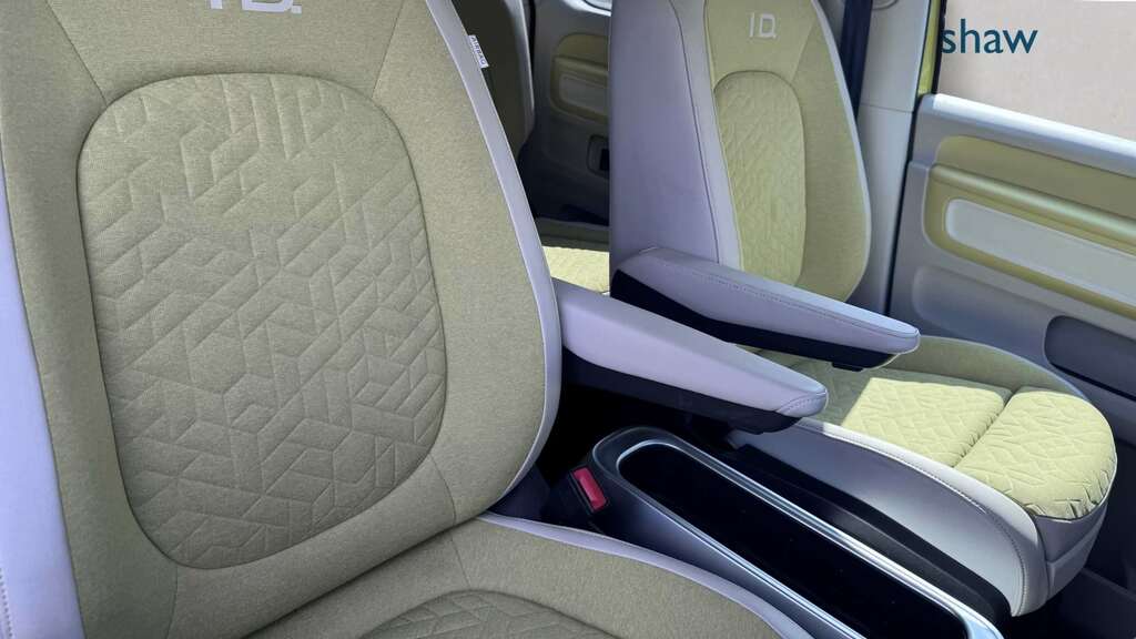 Volkswagen ID.Buzz Commerce Silver #29