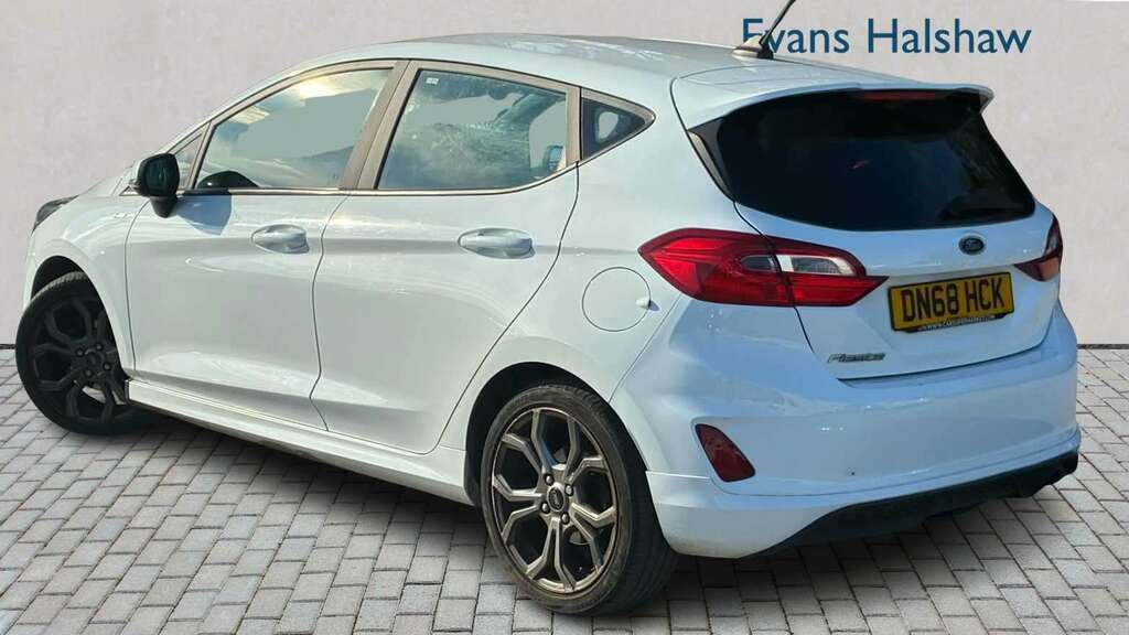 Ford Fiesta 1.0 Ecoboost 125 St-line 2018 DN68HCK White #3