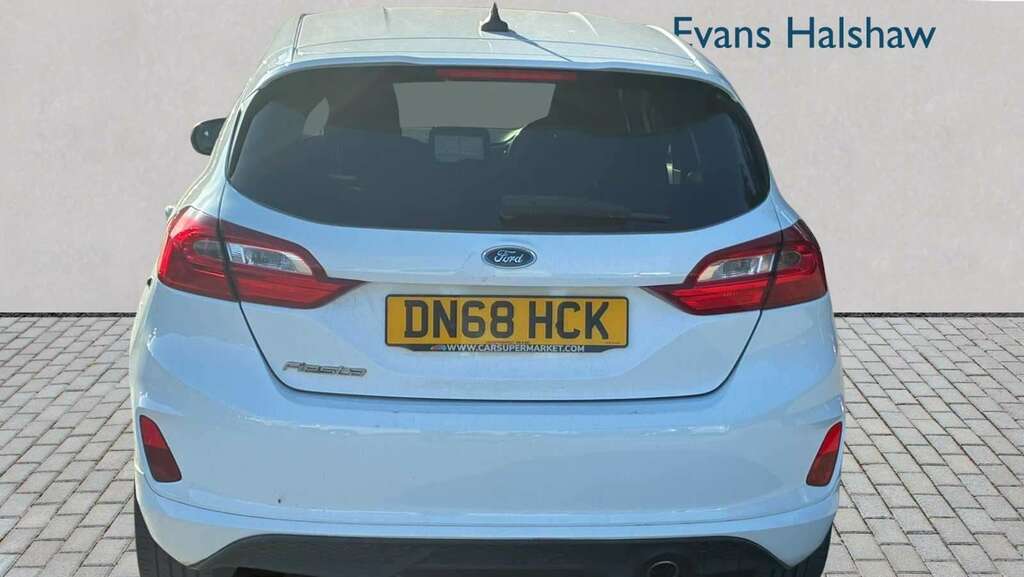 Ford Fiesta 1.0 Ecoboost 125 St-line 2018 DN68HCK White #4