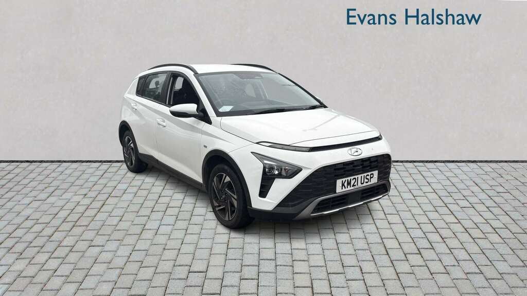 Hyundai Bayon Hatchback White #1