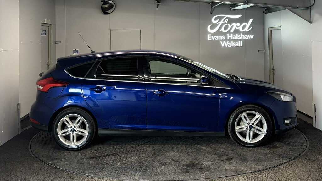 Ford Focus 1.5 Tdci 120 Zetec 2015 Blue #4