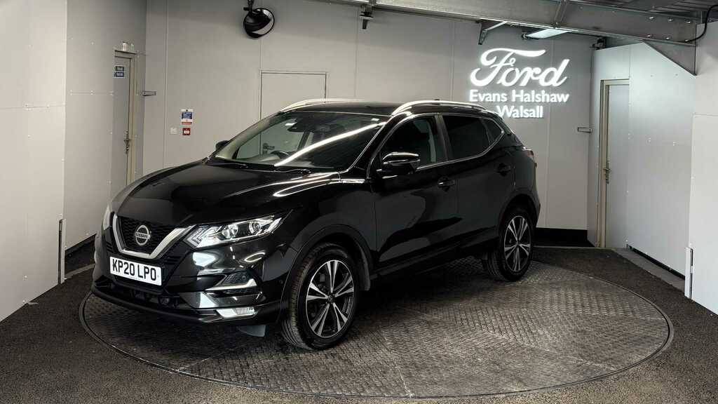 Nissan Qashqai 1.3 Dig-t N-connecta 2020 Black