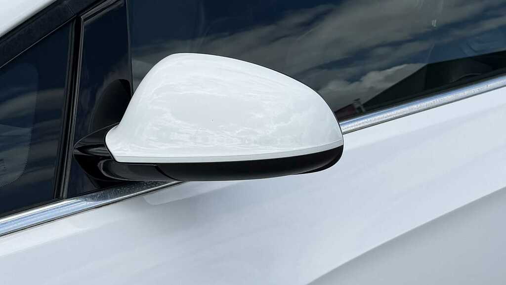 Vauxhall Cascada Se Ss White #19