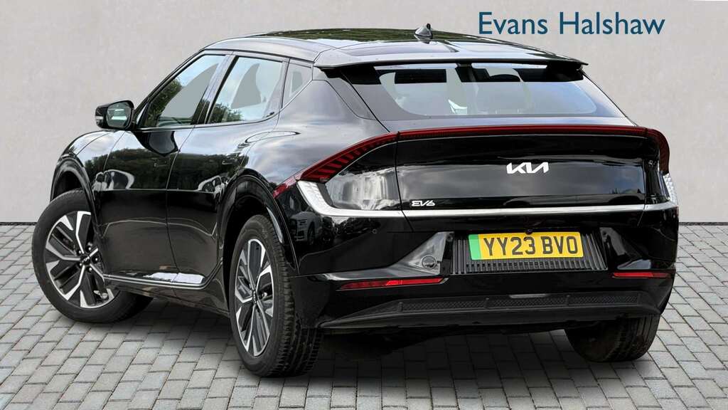 Kia EV6 166Kw Air 77.4Kwh 2023 Black #2