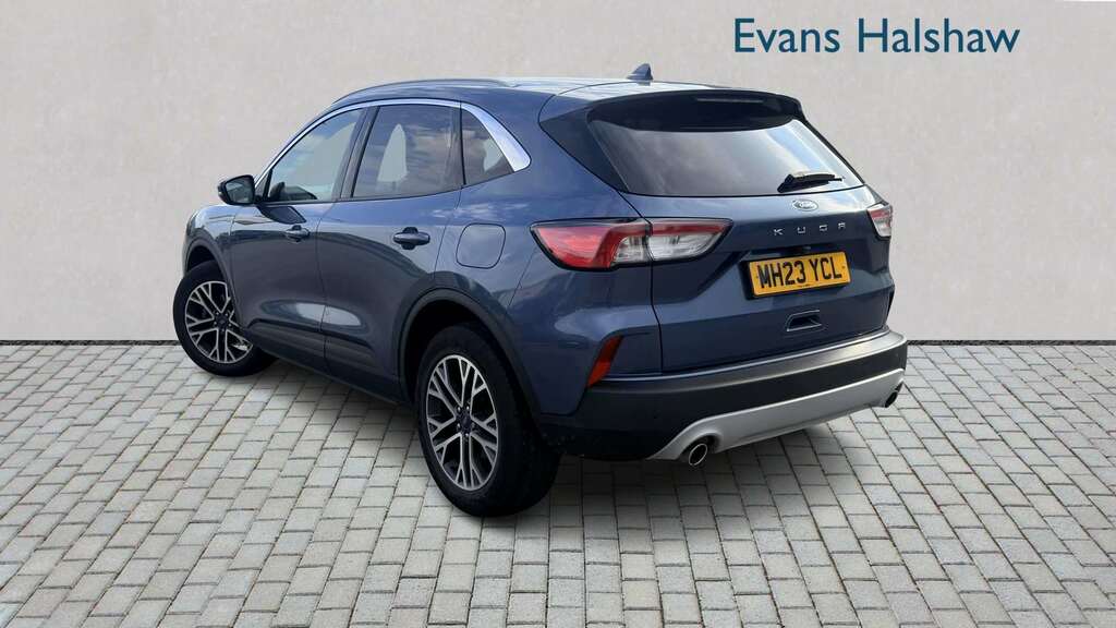 Ford Kuga 1.5 Ecoboost 150 Titanium Edition 2023 Blue #4