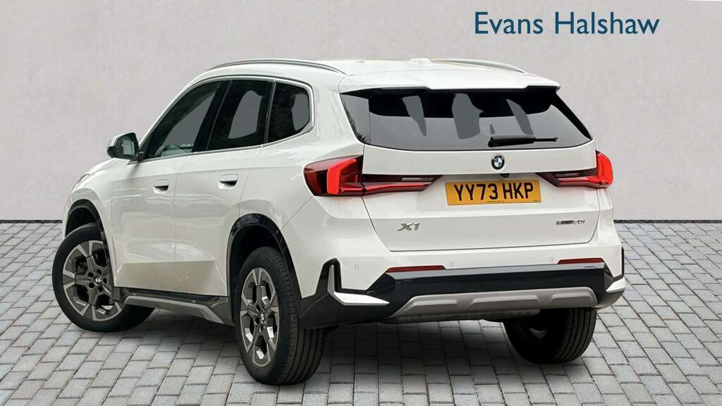 BMW X1 Sdrive 20I Mht Xline Step 2024 YY73HKP White #2