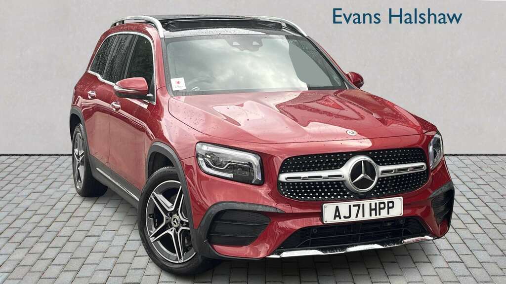 Mercedes-Benz GLB Class 220D 4Matic Amg Line Prem Plus 8G-tronic 2022 Red