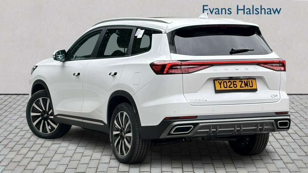 Chery Tiggo 8 1.5T Phev Summit Dht 2026 White #2