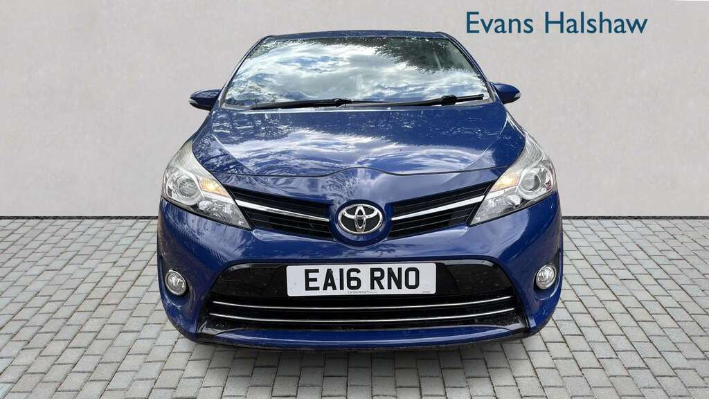 Toyota Verso 1.6 V-matic Icon Tss 2016 #4