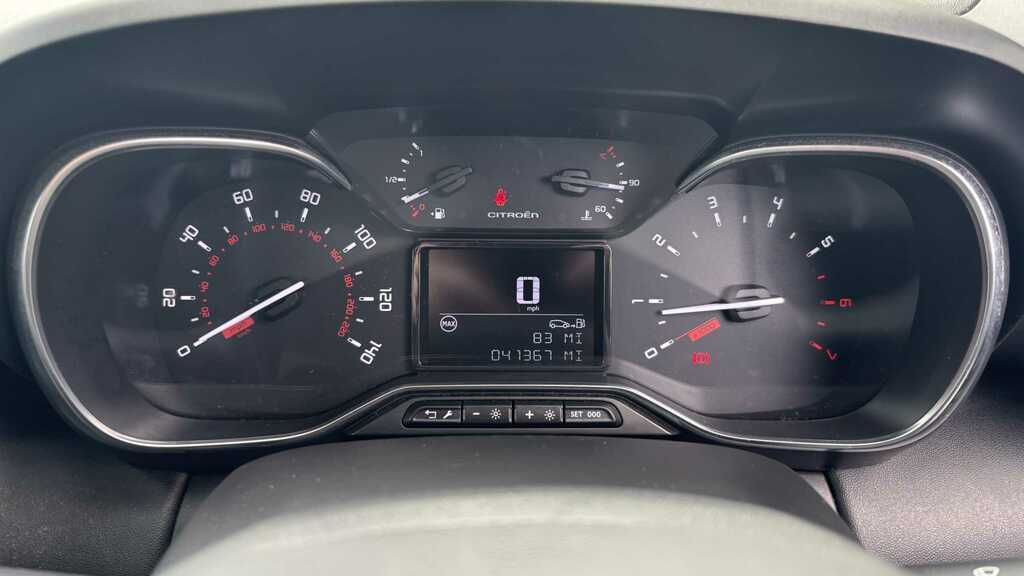 Citroen C3 Aircross Aircross 1.6 Bluehdi Flair Orange #10