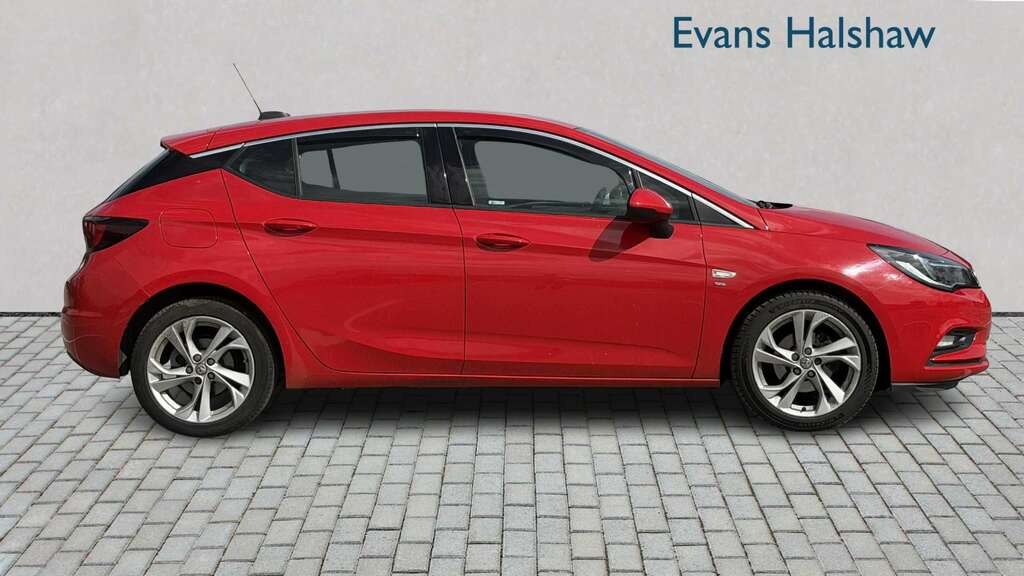 Vauxhall Astra  White #3