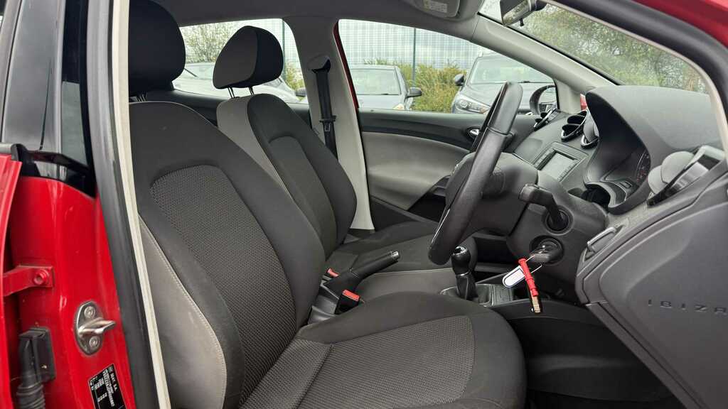 Seat Ibiza Hatchback White #13