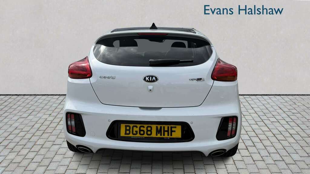 Kia Proceed Hatchback Pro Ceed Red #7