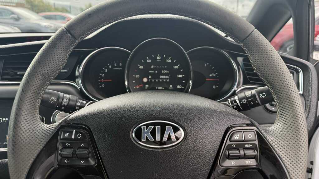 Kia Proceed Hatchback Pro Ceed Red #13