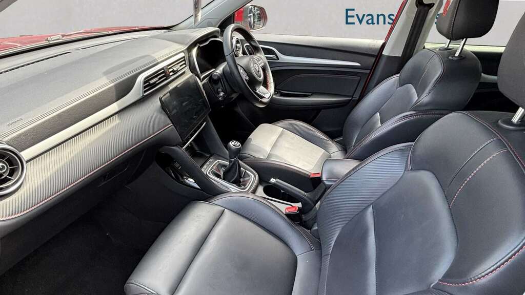 MG ZS 1.5 Vti-tech Exclusive 2023 Red #3