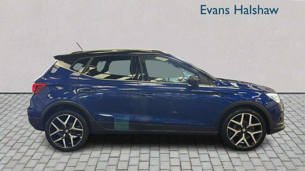 Seat Arona 1.0 Tsi 115 Fr Sport Ez Dsg 2018 Blue #3