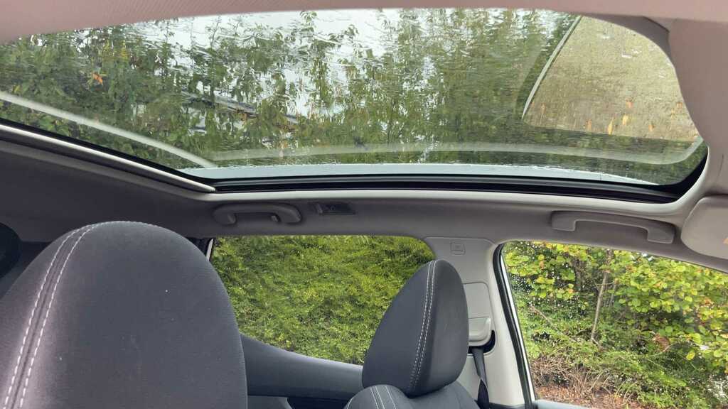 Nissan Qashqai 1.3 Dig-t 160 N-connecta Glass Roof Pack Silver #15