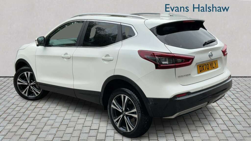 Nissan Qashqai 1.3 Dig-t N-connecta 2020 White #2