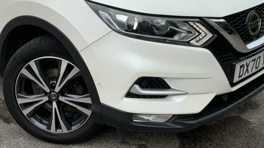 Nissan Qashqai 1.3 Dig-t 160 N-connecta Glass Roof Pack Silver #22
