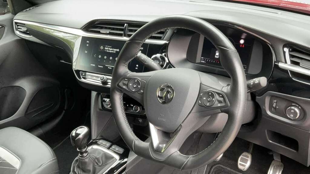 Vauxhall Corsa Design White #8