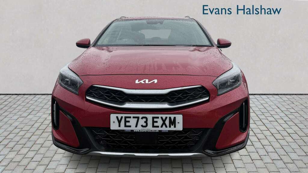 Kia Xceed 1.5T Gdi Isg 2 2023 Red #2
