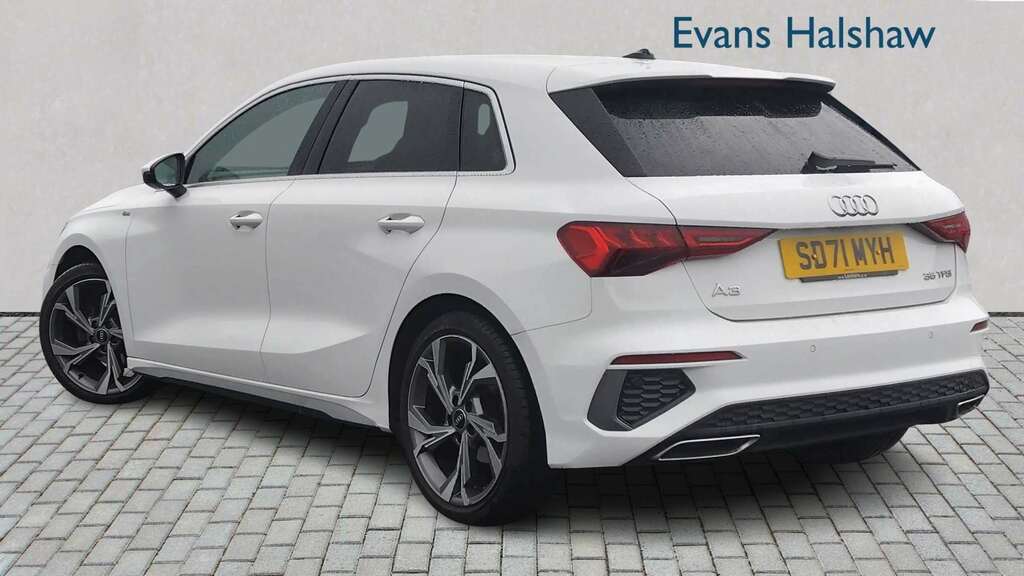 Audi A3 A3 Sportback 40 Tfsi S Line E Black #2