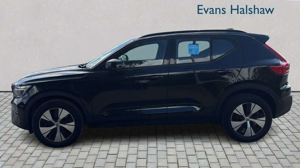 Volvo XC40 1.5 T4 Recharge Phev Plus Dark 2023 Black #3