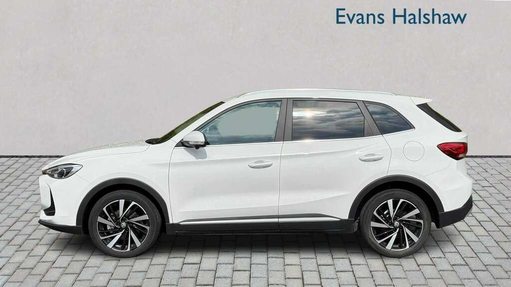 MG ZS 1.5 Hybrid Trophy 2025 White #6