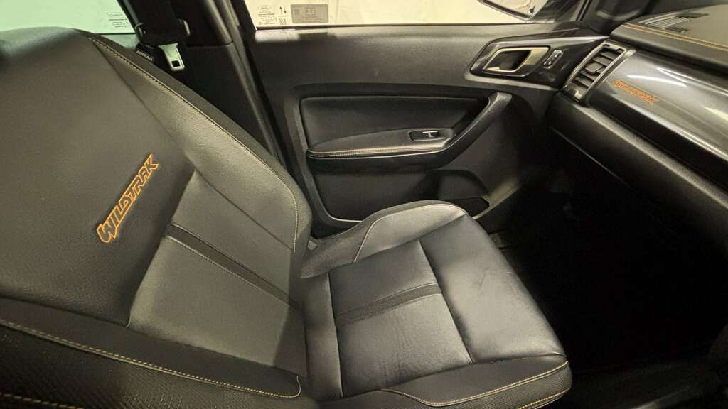 Ford Ranger Diesel Black #32