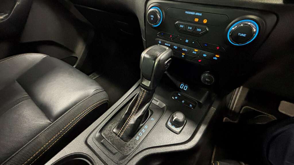 Ford Ranger Diesel Black #26
