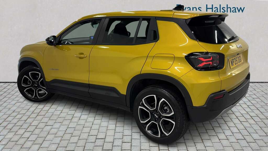 Jeep Avenger 1.2 E-hybrid Summit Dct 2025 Yellow #2