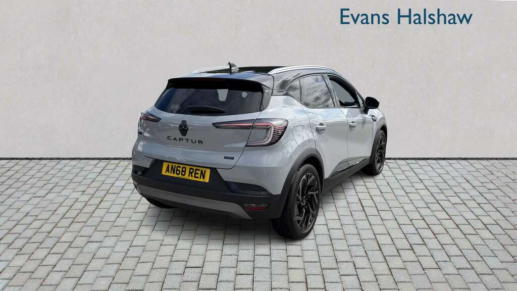 Renault Captur 1.6 E-tech Full Hybrid 145 Evolution Grey #4