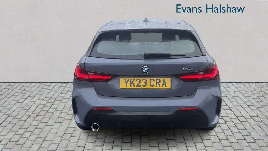 BMW 1 Series 1.5L Sport Blue #3