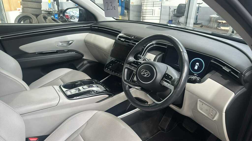 Hyundai Tucson Se Connect Grey #8