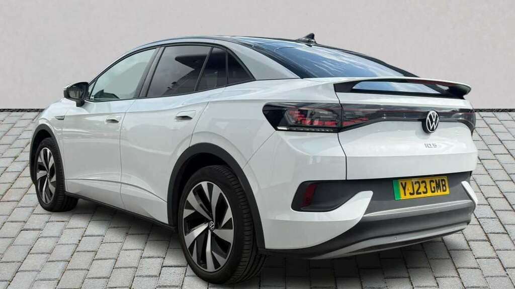 Volkswagen ID.5 128Kw Style Pro 77Kwh 2023 White #2