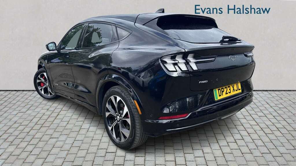 Ford Mustang Mach-E 258Kw Premium 91Kwh Awd 2023 Black #2