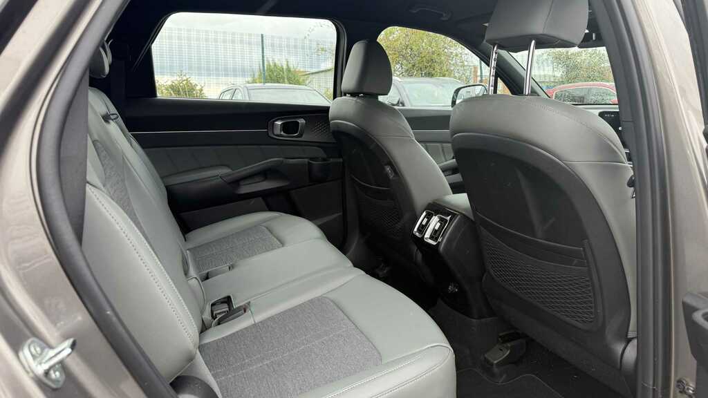Kia Sorento 2 Grey #11
