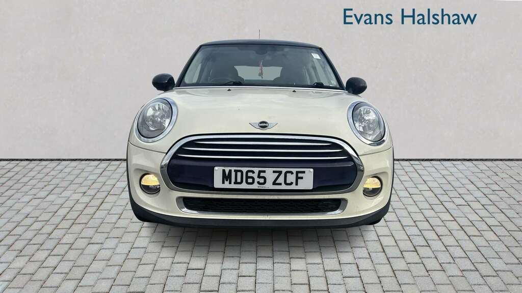 Mini Hatch 1.5 Cooper Grey #1