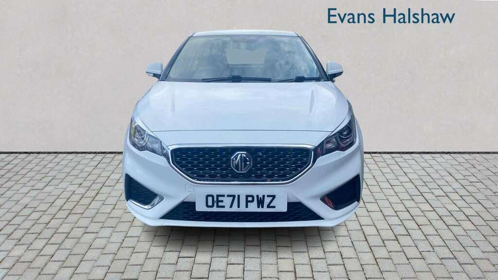 MG MG3 1.5 Vti-tech Exclusive Navigation 2022 White #3