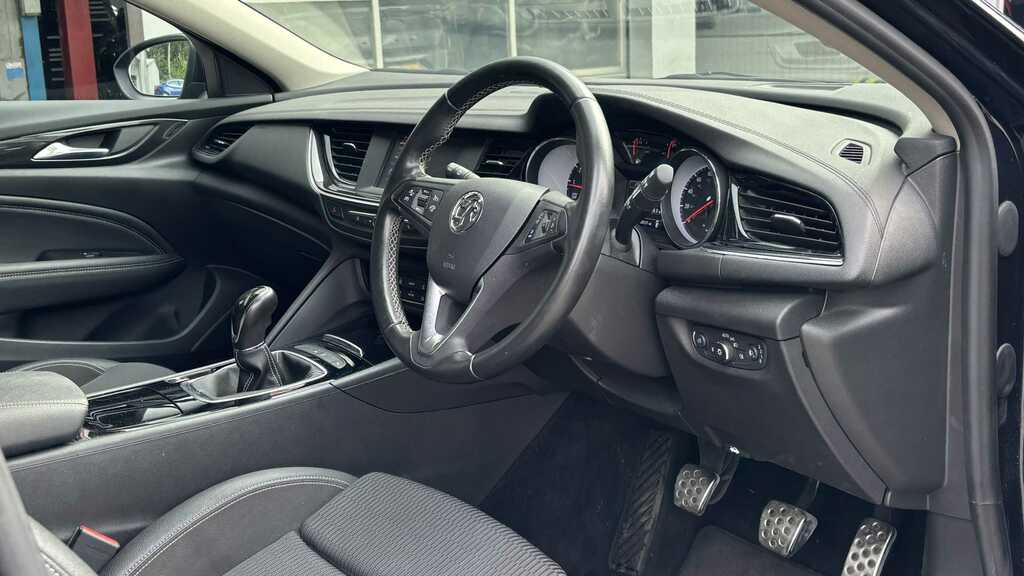 Vauxhall Insignia Hatchback Silver #7